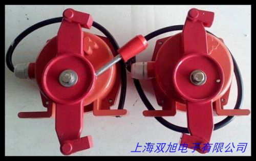 防爆兩級(jí)跑偏開(kāi)關(guān)BXYPP-J防爆拉繩開(kāi)關(guān)拉線開(kāi)關(guān)帶接線盒BKPTI